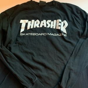thrasher long sleeve shirt!! women’s M